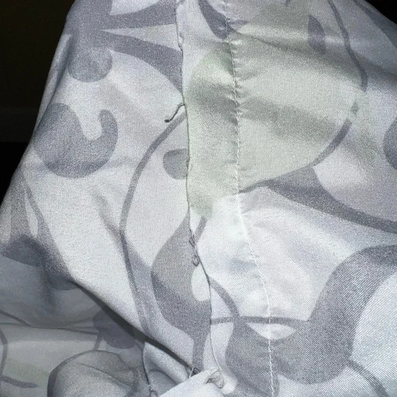 3/$15 Set of 2 Pillowcases Black & White With Bird Patterned Design King - Picture 9 of 9